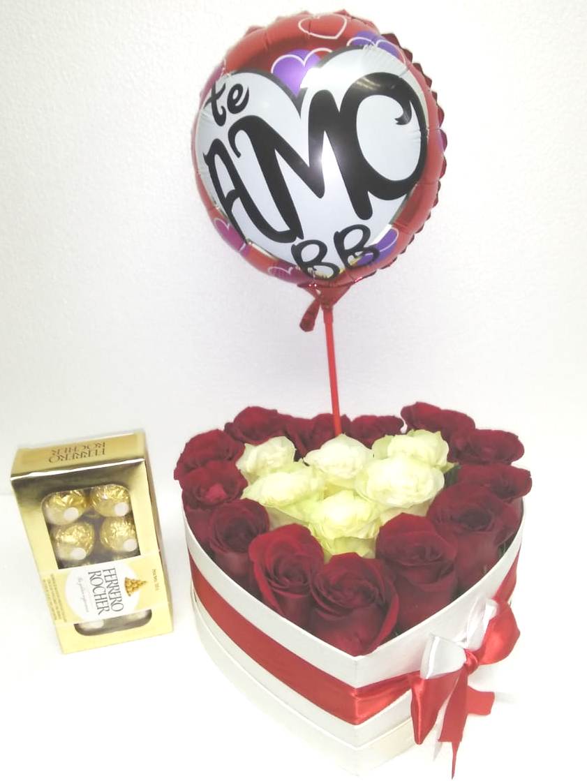 20 Rosas en Caja Corazón, Bombones Ferrero Rocher 100 grs y Globito
